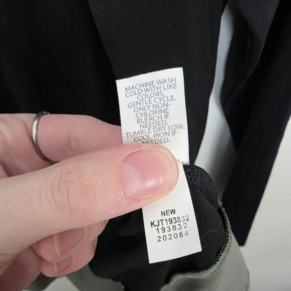 J. Jill Wearever Collection‎ Black Green Minimalist Cardigan Size Small Petite